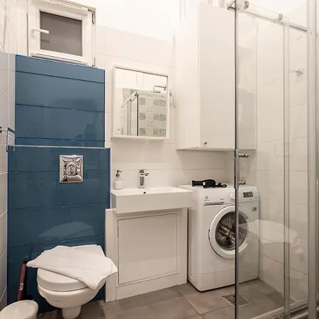 S6- Boutique Suites, Location By Bqa Apartament *