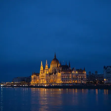 Apartment S6- Boutique Suites, Location By Bqa Budapest